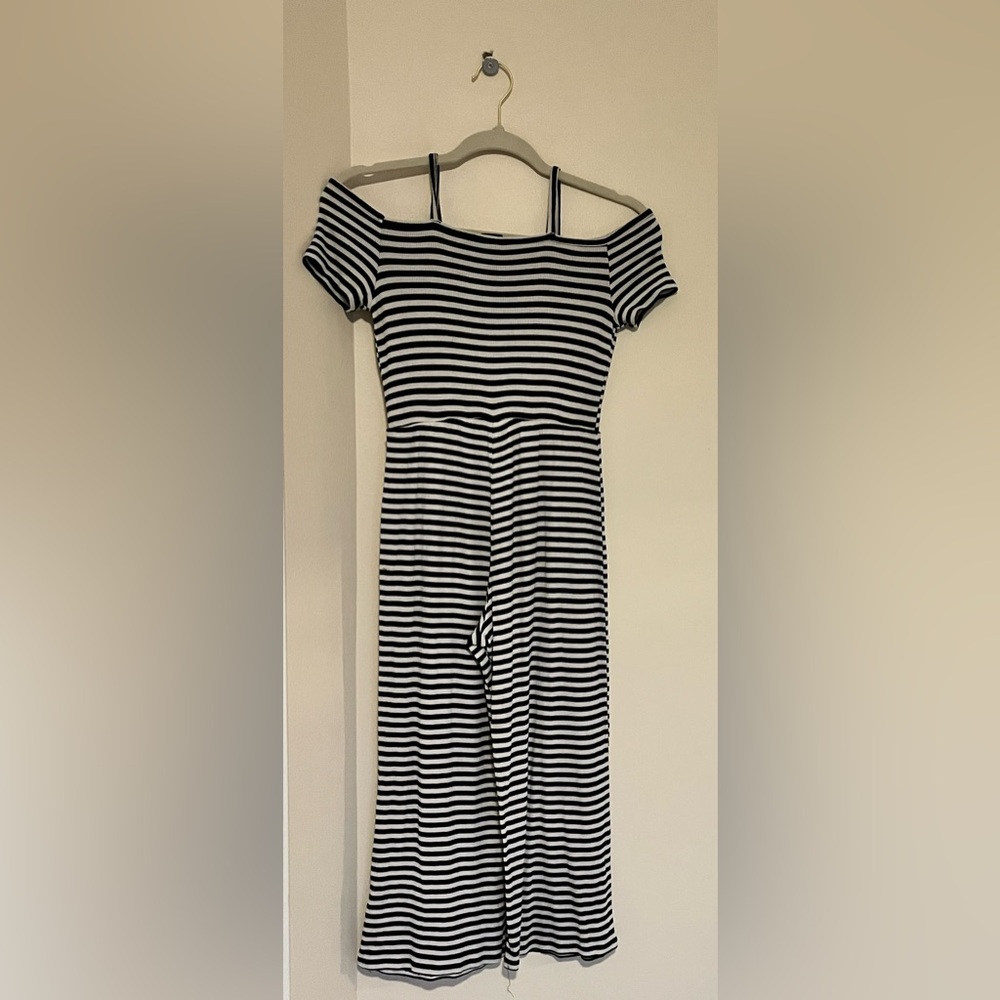 7-8 M girls off the shoulder striped romper with buttons